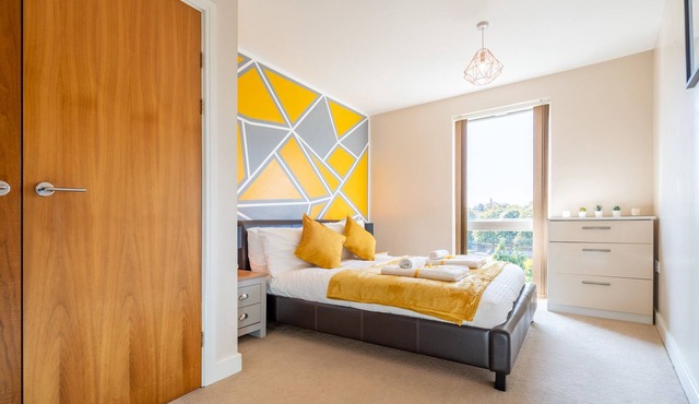 Luxurious, Spacious and Modern Living