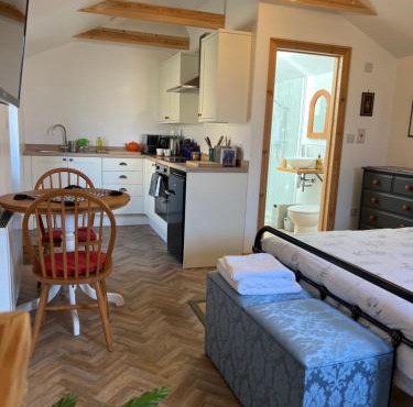 Mini Treacle Cottage
