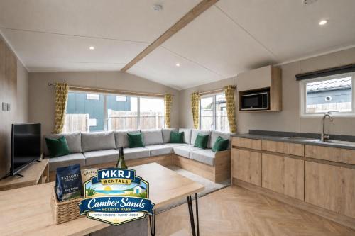 MKRJ LUXURY - Parkdean Camber Sands - Sleeps 8 - Pet Friendly- sp