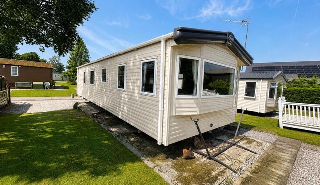 Modern dog-friendly caravan at Bowland Fell in Yorkshire ref 93002PG