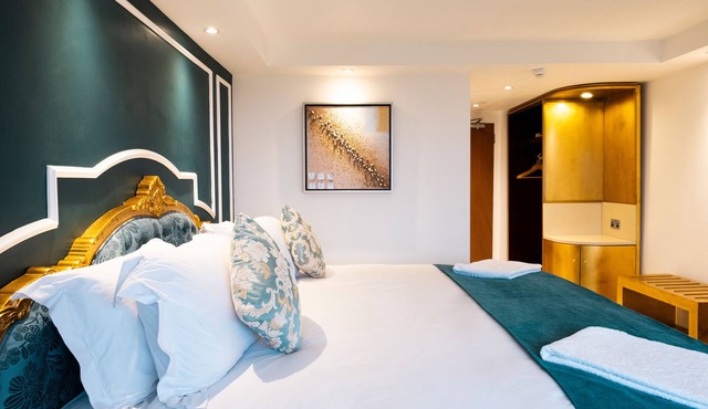 Muthu Glasgow River Hotel