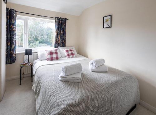 NEW Contractor & Groups-3Bedrooms-Parking-By Fab Accommodation