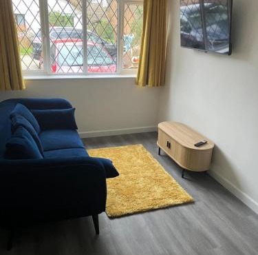 Newly refurbished Annexe