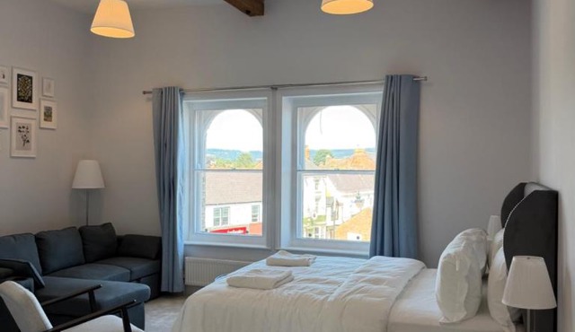 Nova Rooms
