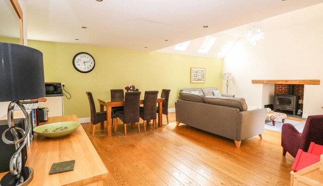 Oak Tree Lodge