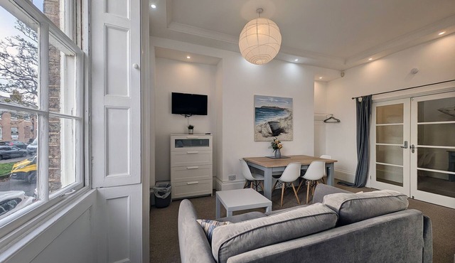 Pass the Keys | Coastal 2 - Bedroom Flat in Tynemouth | Sleeps 5