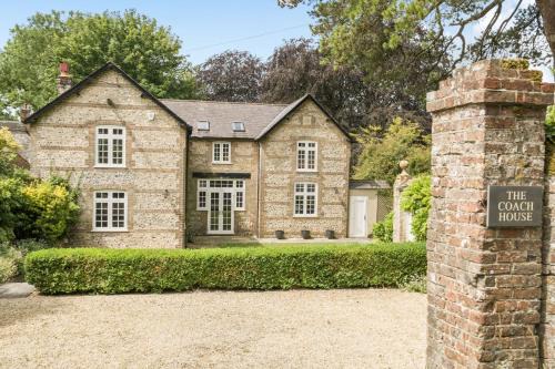 Piddlehinton Coach House