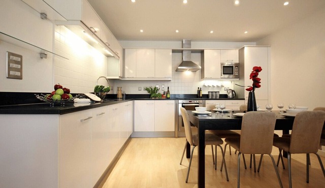 Reading Modern Two Bedroom Apartment