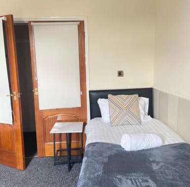 Sheldon Shared House in Birmingham