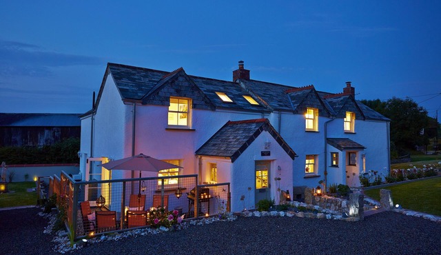 Spacious, detached, Cottage in Cornwall. Just for Couples