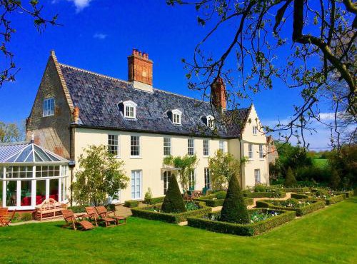 Swafield Hall in Swafield