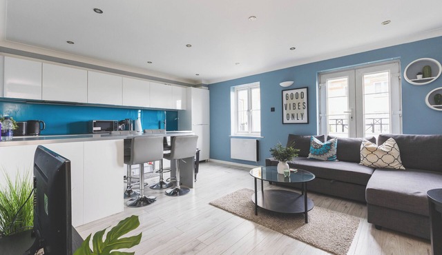 The Cosy Place,8 mins to City Airport,Free Parking