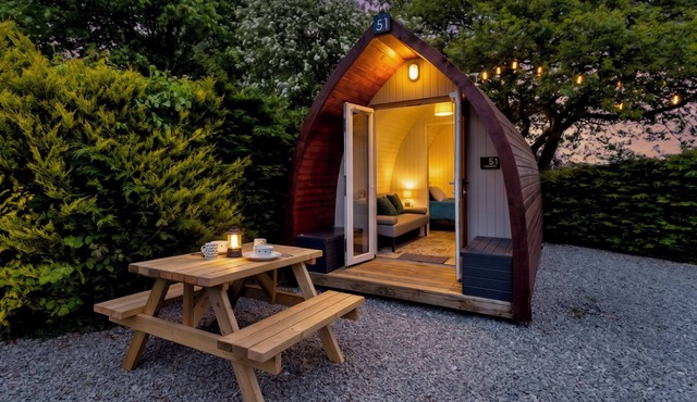 The Hideaway - Tranquil Glamping Pod