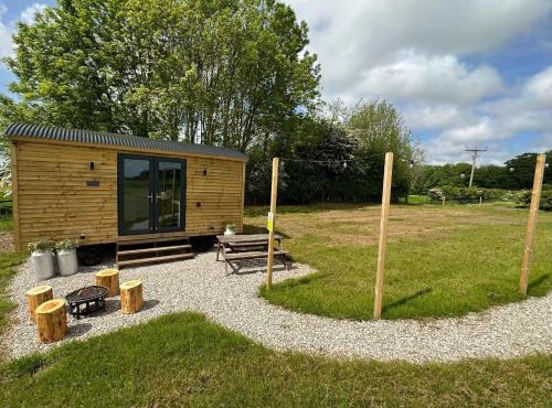 The Stag's Head - Shepherds Hut