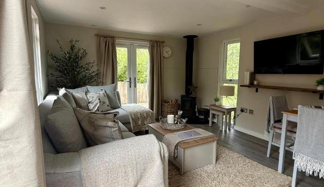 The Willow Annexe