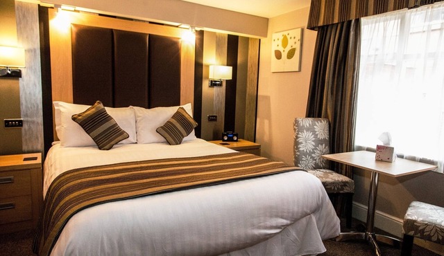 Trivelles Park Hotel