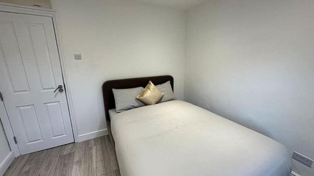 Photo of Bedroom in Seven Sisters