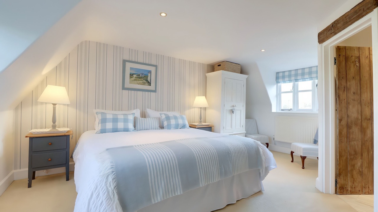 Photo of Bedroom in Swindon