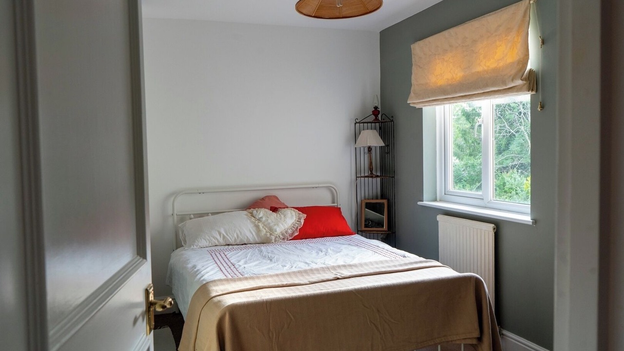 Photo of Bedroom in Chiddingfold
