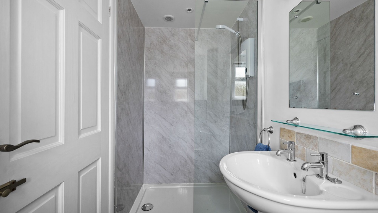 Photo of Bathroom in Georgeham