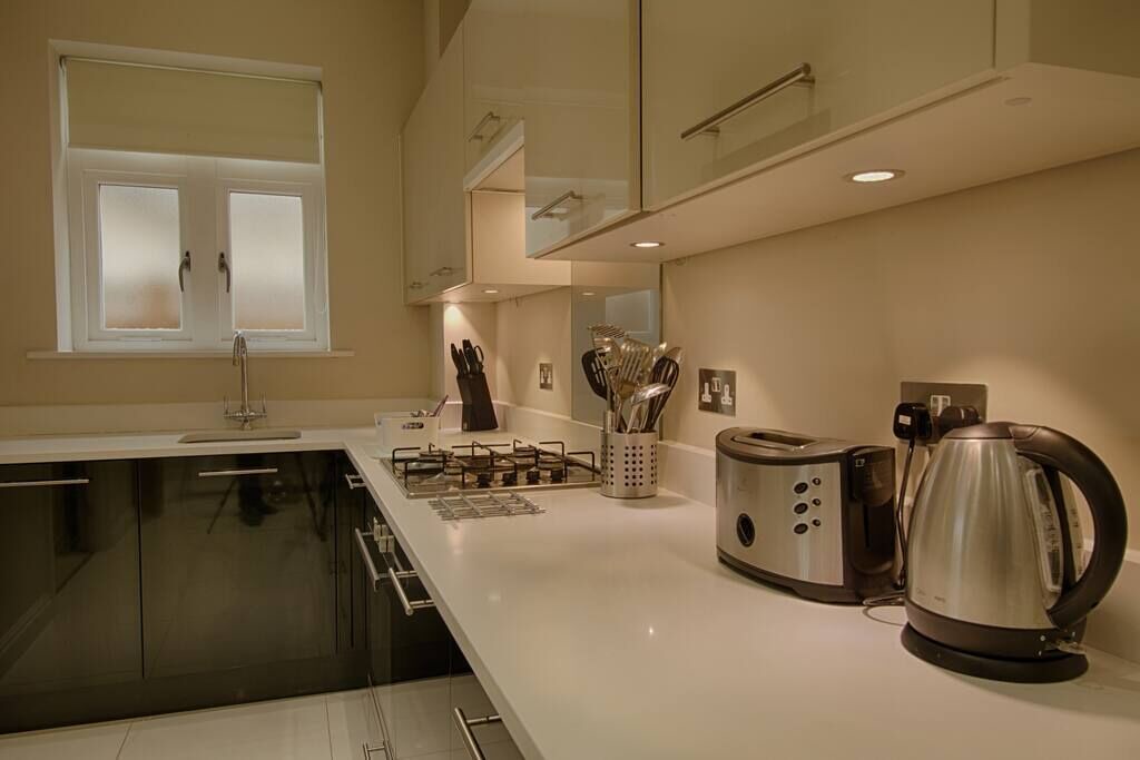 Photo of Kitchen in Esher