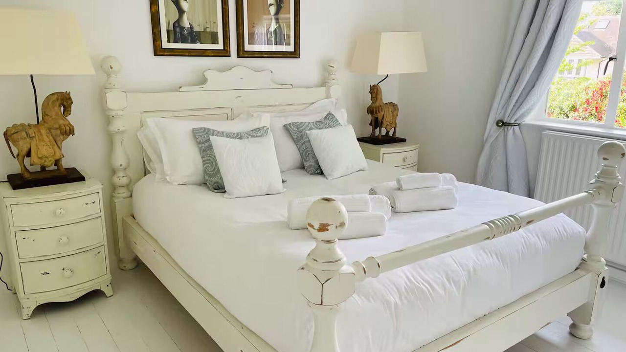 Photo of Bedroom in Esher
