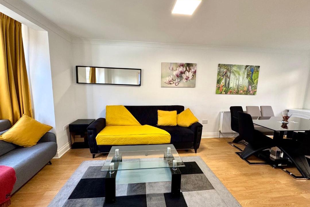 Photo of Livingroom in Grove Green