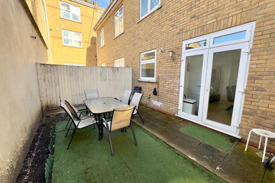 Photo of Patio Balcony in Grove Green